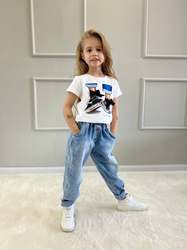 Jeanshose mit Pailletten