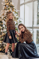 TIULOWA SPÓDNICZKA Z DŁUŻSZYM TYŁEM