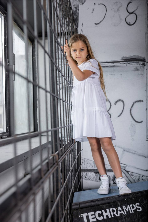 MashMnie Kleid mit Rüschen Weiß