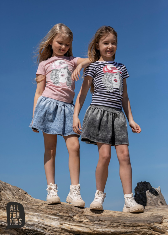 Gestreiftes T-shirt