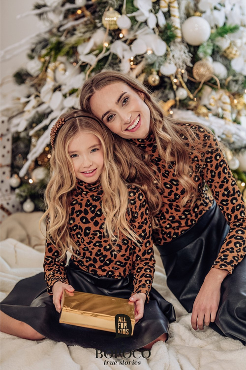 TIULOWA SPÓDNICZKA Z DŁUŻSZYM TYŁEM