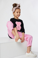 Das Sweatshirt mit der kleinen Blume