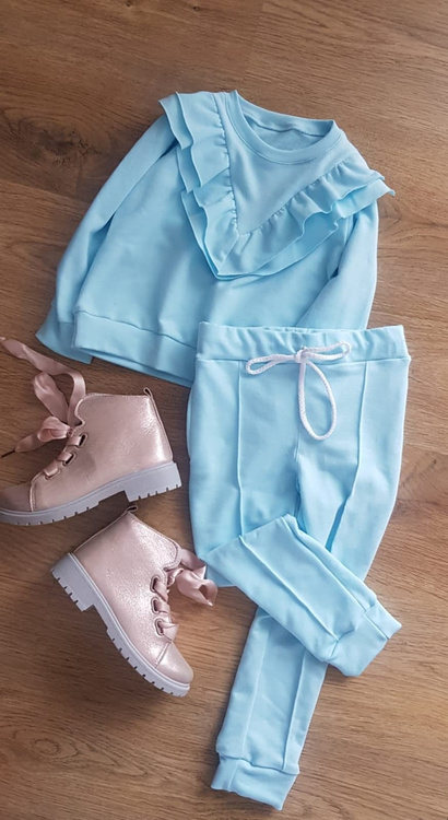 Girls' tracksuit with frills
