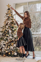 TIULOWA SPÓDNICZKA Z DŁUŻSZYM TYŁEM